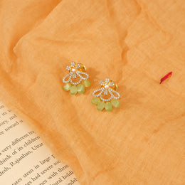 Green Stone Highlight Silver Earrings