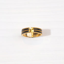 Simple Silver Finger Ring with Enamel Highlight