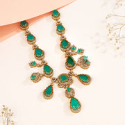 Silver Stone-Studded Necklace with Drop-Shaped Moissanite Stones