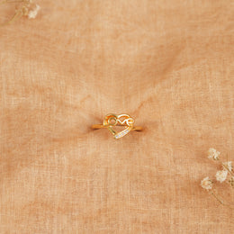 Silver Finger Ring with Heart-Shaped Highlight