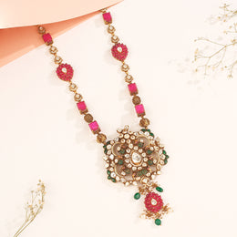 Silver Stone Necklace with Floral Kundan Pendant