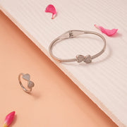 Simple and Elegant Heart Highlight Silver Ring