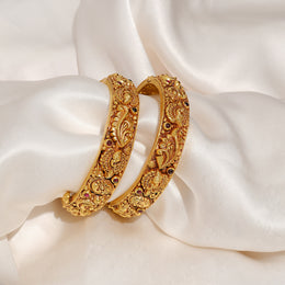 Elegant Silver Filigree Bangles with Intricate Floral Design