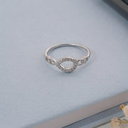 Chic Silver Ring for Gifting