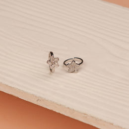 Stone Studded Silver Toe Ring with Floral Highlight