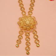 Classy Silver Necklace with Intricate Floral Detailing