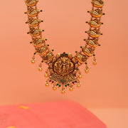Antique Silver Ram Parivar Haaram with Conch Detailing