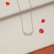 Sleek Silver Chain with Graceful Wings Pendant