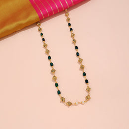 Traditional Green Bead Chain Necklace with Antique Gold Beads and Pearl Accents