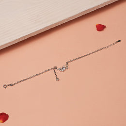 Chic Silver Pendant with Monn & Star CZ Charm
