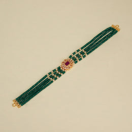 Green Stone Beaded Choker with Floral Pendant and Pearls