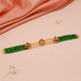 Elegant Emerald Crystal Pearl Choker with Lakshmi Coin Centerpiece